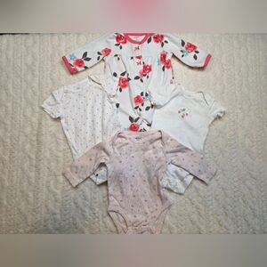 Baby Girl 4 Pc Bundle Carter’s 3M Floral Onesies Sleeper Pink